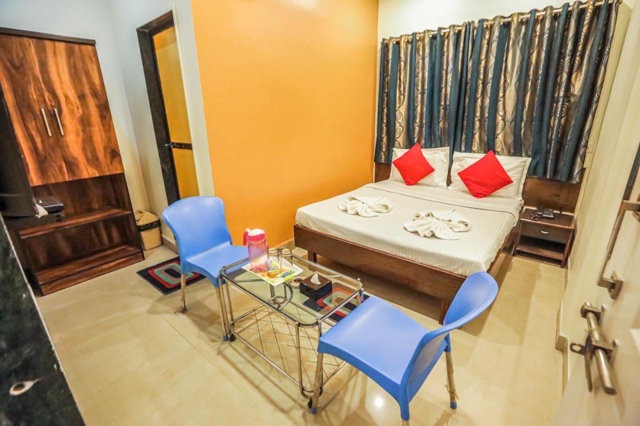 Hotel Sai Niwas 로나발라 외부 사진